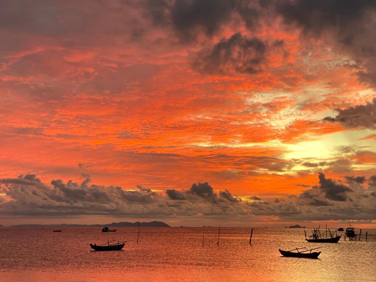 The Pier Phu Quoc Resort Экстерьер фото