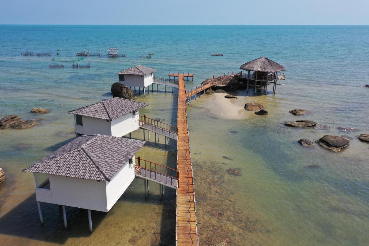The Pier Phu Quoc Resort Экстерьер фото